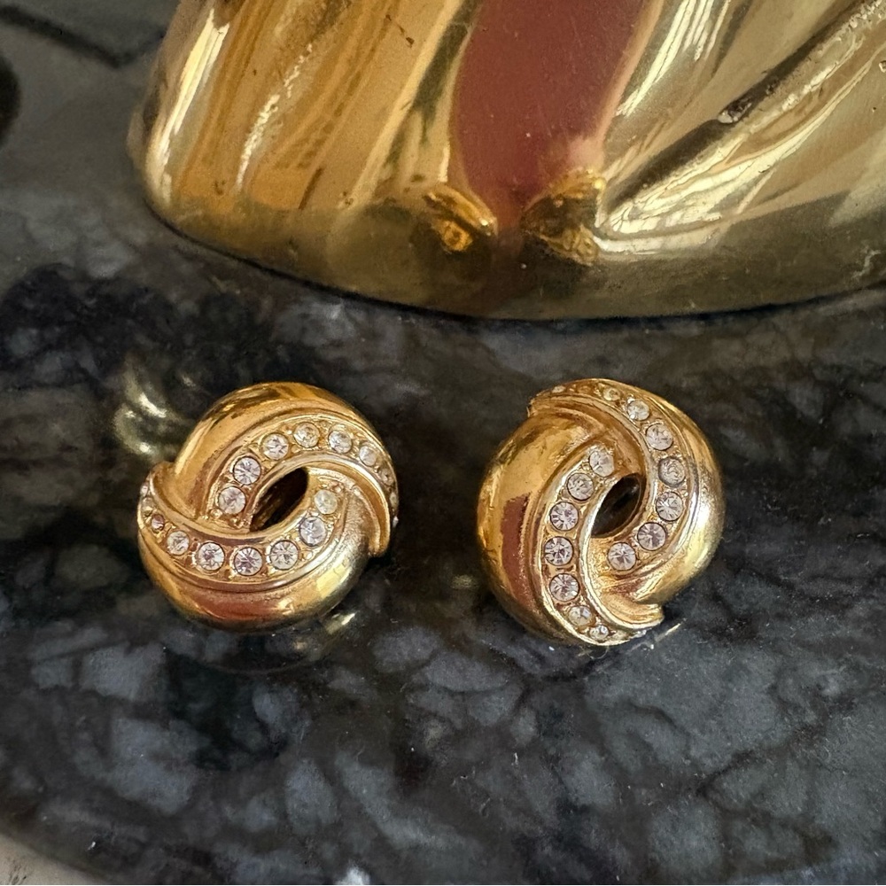Vintage GIVENCHY Hallmark Stamped Gold Tone Clip On Earrings